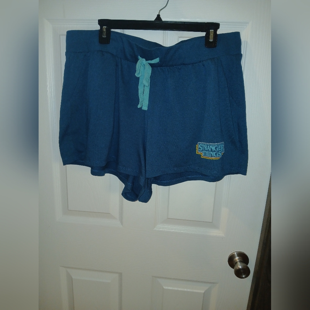 Women's Netflix Stranger Things Lounge Shorts Size 2